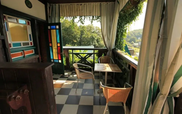 Shale Guest house