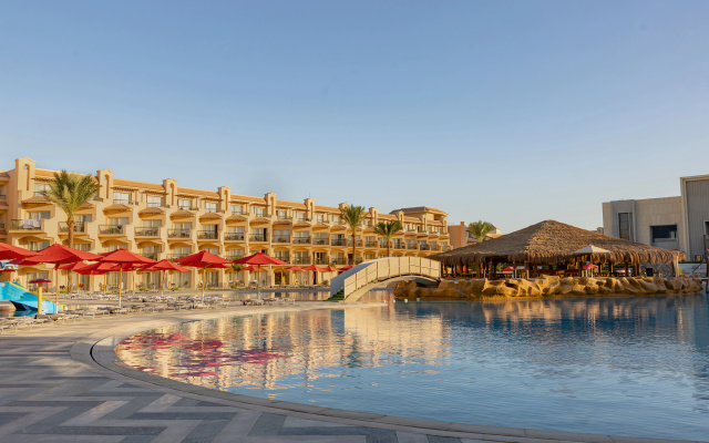 V Grand Beach Resort Sahl Hasheesh
