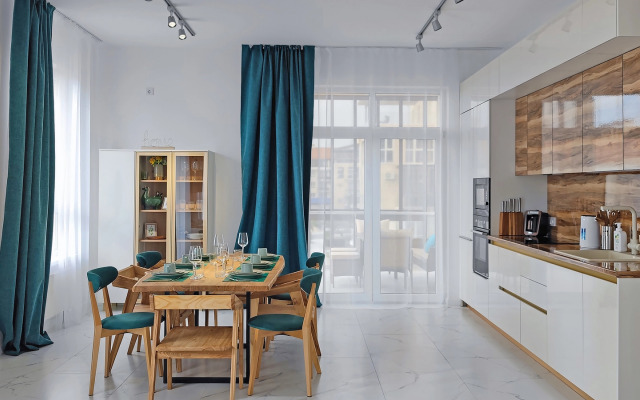 s 2mya Spalnyami - Goldwing Flat