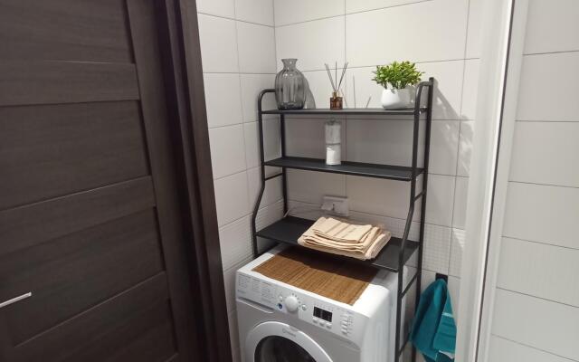Na Pulkovskikh Vysotakh Flat