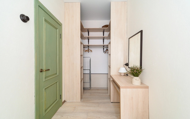 Двухкомнатная Квартира на Интернациональной 13