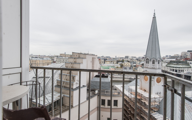 GM Apartments s Vidom na Naberezhnuyu Flat
