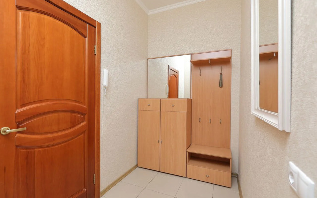 Апартаменты Просторная Квартира на Батурина в кирпичном доме