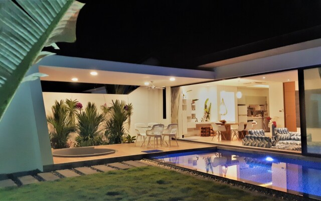 KhaoManee by Roominger Villa