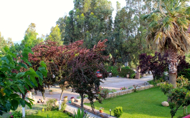 Aenaon Studios Apartments