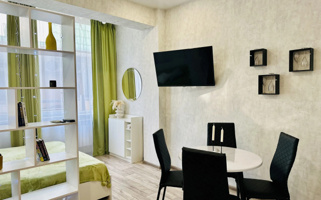 Na Naberezhnoy Apartments
