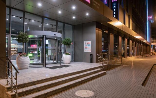 Ibis Baku City