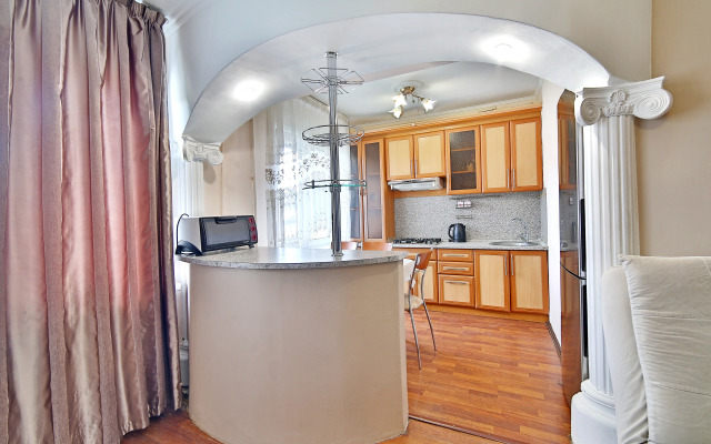 3-kh komnatnaya u parka Rivyera Flat