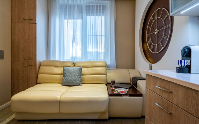 SutkiLive u m.Ekektrosila Apartments