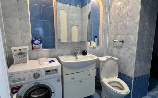 Апартаменты в центре с сауной