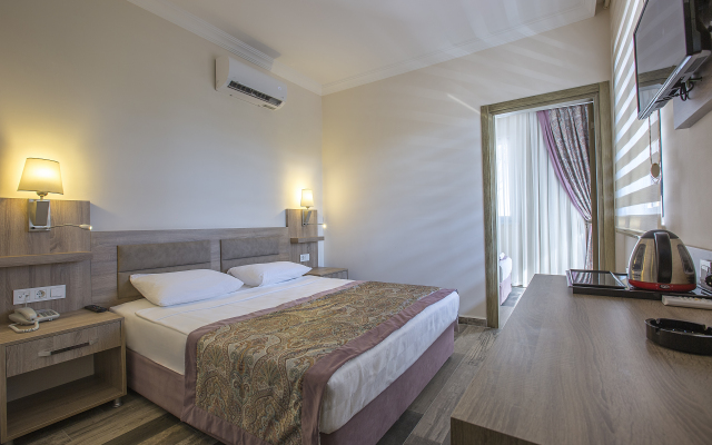 Arsi Enfi City Beach Hotel