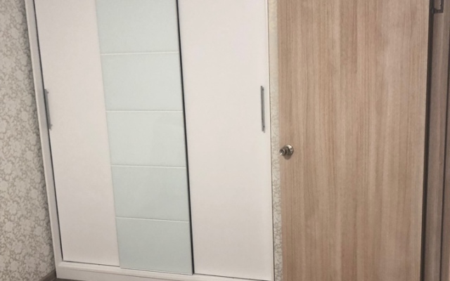Dvuhkomnatnaya Kvartira Na Oktyabr'skoj 13 Flat