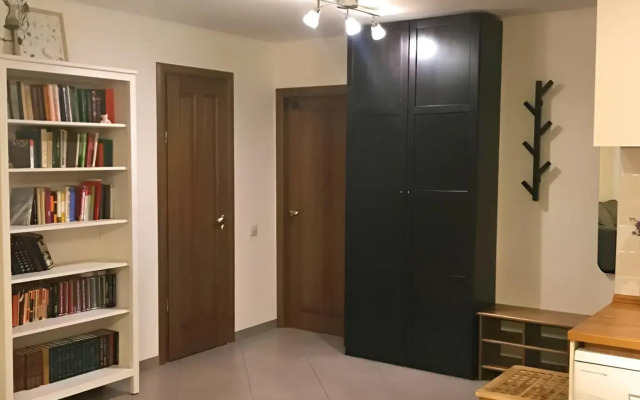 Na Shirokoy u Meteora Flat
