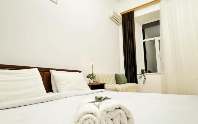 F1 View in Boulevard 3 Apartments