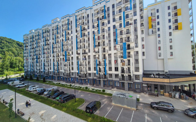 Prostornaya Studiya S Balkonom Flat