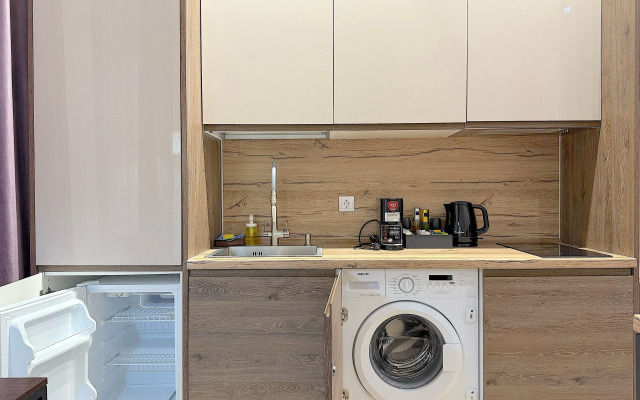 InSochi v samom centre Sochi na Navaginskoj N363 Apartments