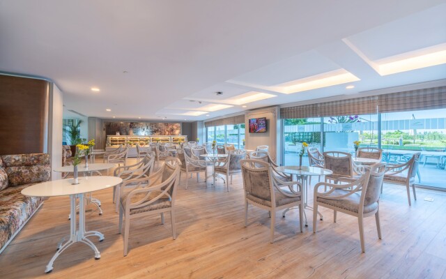 Concorde De Luxe Resort Lara Antalya – Prive Ultra All Inclusive