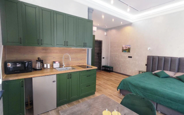 Апартаменты Студия с Панорамным Видом на Защитников Кавказа 114