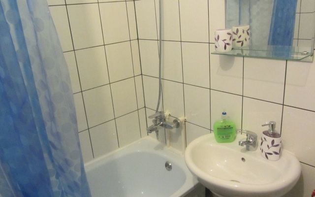 Квартира на Айская 22 возле ТРЦ Ultra