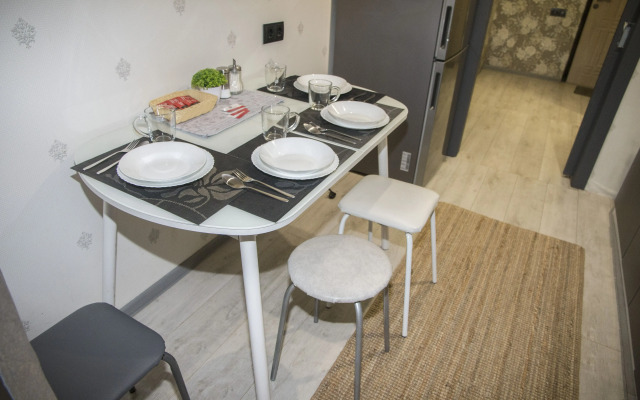 Odnokomnatnye Lyuks S Bolshoy Kukhney I Lodzhiey Apartments