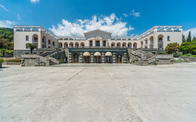 Nizhnaya Oreanda Hotel