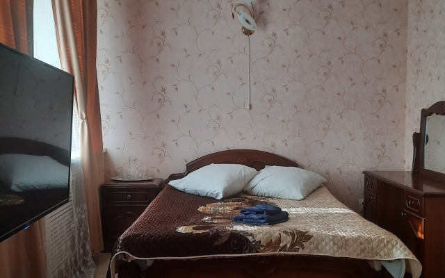 Uyut Guest House