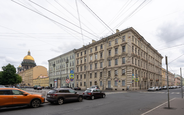 Квартира четырехкомнатная на Почтамтском