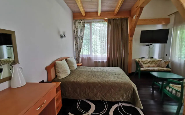 Гостевой Дом Коттеджи в Кавказском заповеднике. Красная Поляна