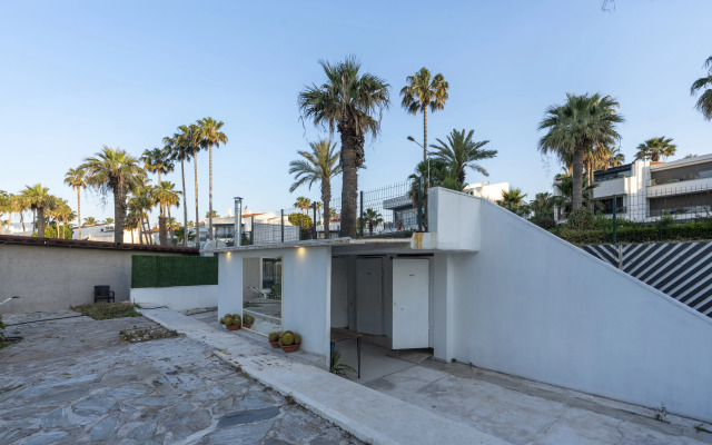 Lara Beach Homes