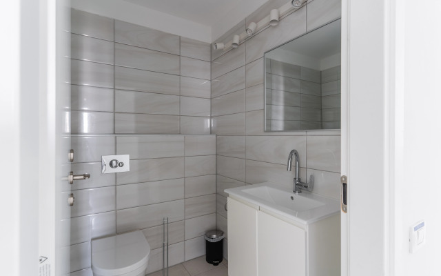 Blueground at Tzameret ID41 Apartments