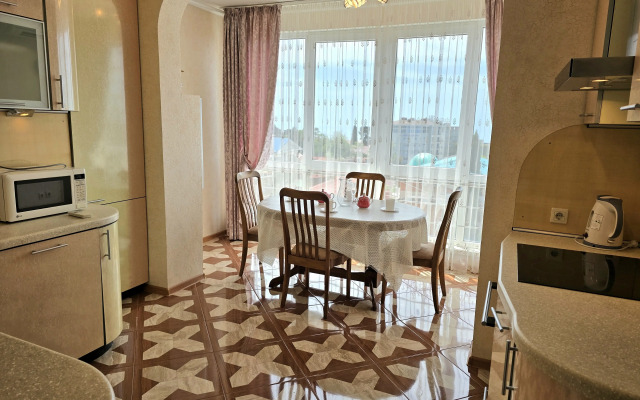 Prostornaya s vidom na more Flat