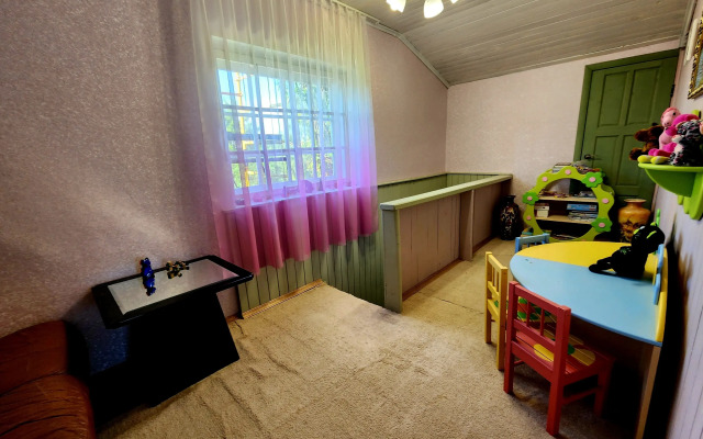 Zagorodny Dom S Verandoy Vozle Finskogo Zaliva Private house