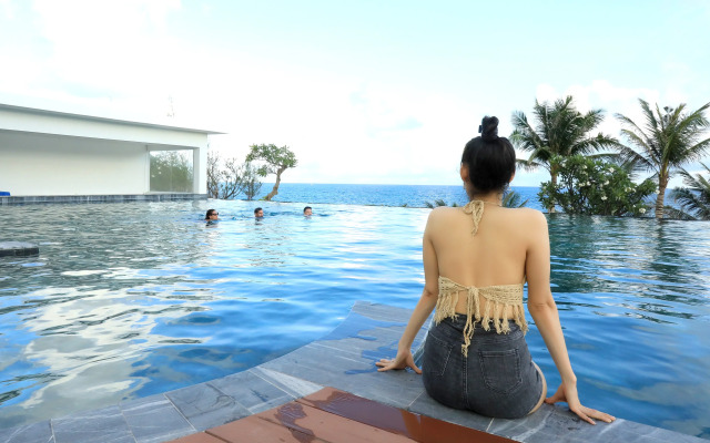 Отель Orson Hotel & Resort Con Dao