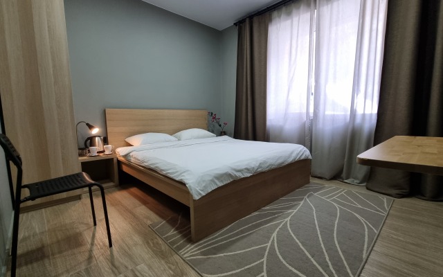 Ostrovskogo 11 Guest House
