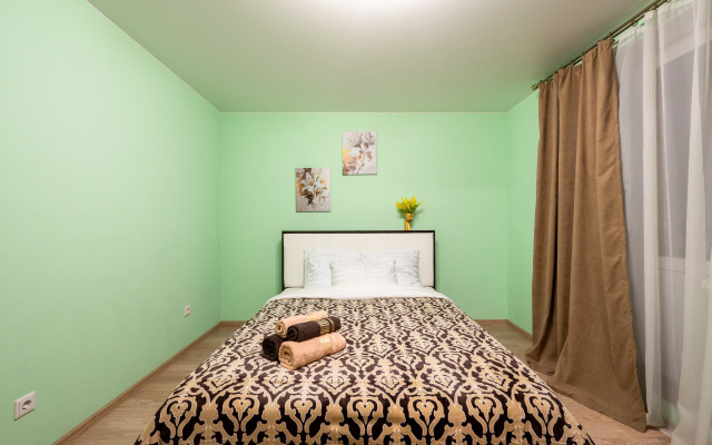 on Yekaterininskaya, 12 Apartament