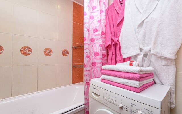 Апартаменты Пять Звёзд на Омской 64