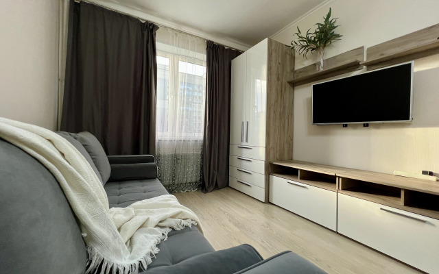 Yevro 2-kom Ostafyevskoye 12/1-553 Flat