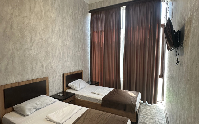 Отель Горец