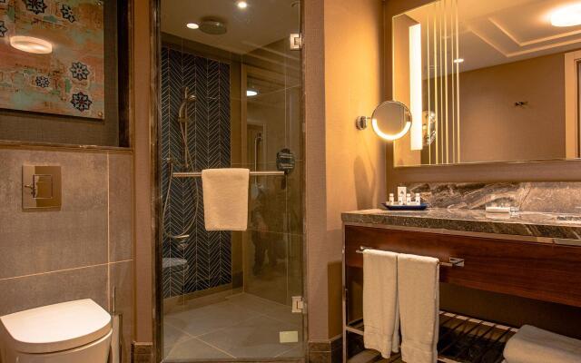 Azimut Grand Tashkent Hotel