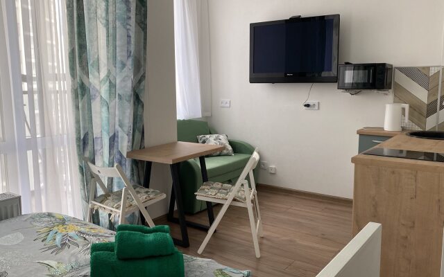 Апартаменты Студия на Теплогорскрй 24к4