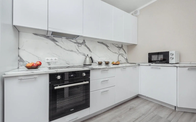 Dvukhkomnatnaya S Balkonom I Vidom Na More Flat