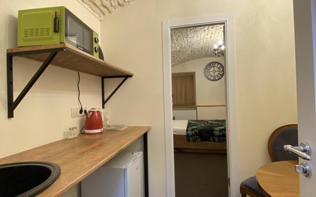 Na Nevskom 84-86 Apartaments (4)