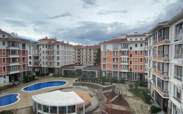 Sea Side Apartments 22