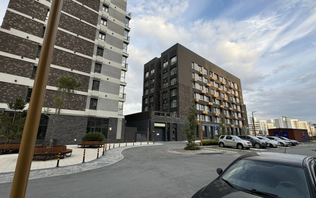 Apartments Shestimestnaya Trekhkomnatnaya Kvartira V Tsentralnom Rayone Zhk "divny Kvartal"
