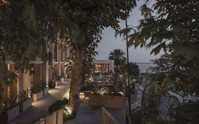 En Vie Beach Boutique Hotel