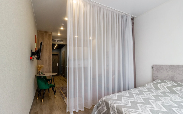 V Elitnom Zhilom Komplekse Rezident s Panoramnymi Oknami Apartments