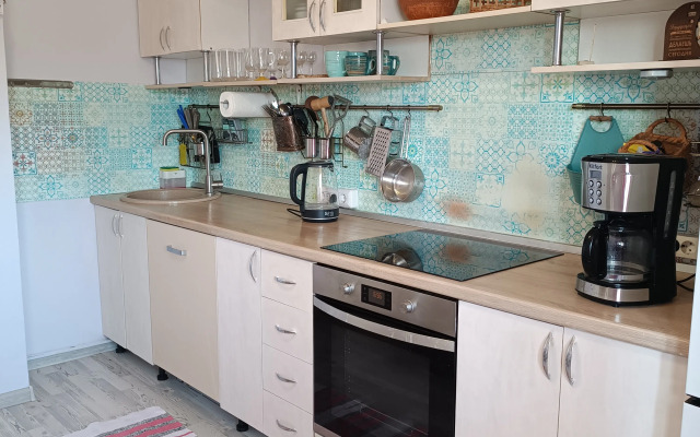 Uyutnaya 2-Khkomnatnaya Na Rechnoy Naberezhnoy Flat