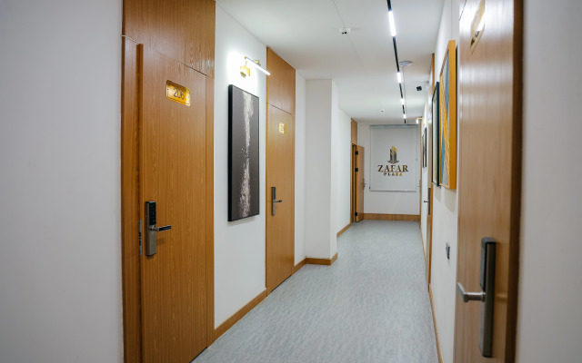 Отель Zafar Plaza