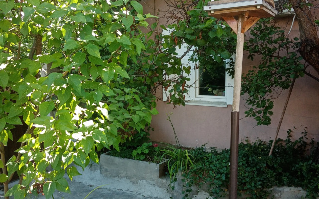 Komfortnaya Studiya V Chastnom Domovladenii Vozle Vokzalov Flat
