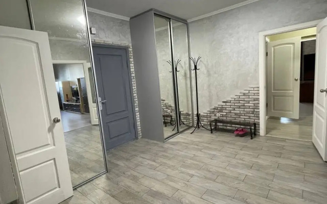 Na Ulitse Metallistov 8 Flat